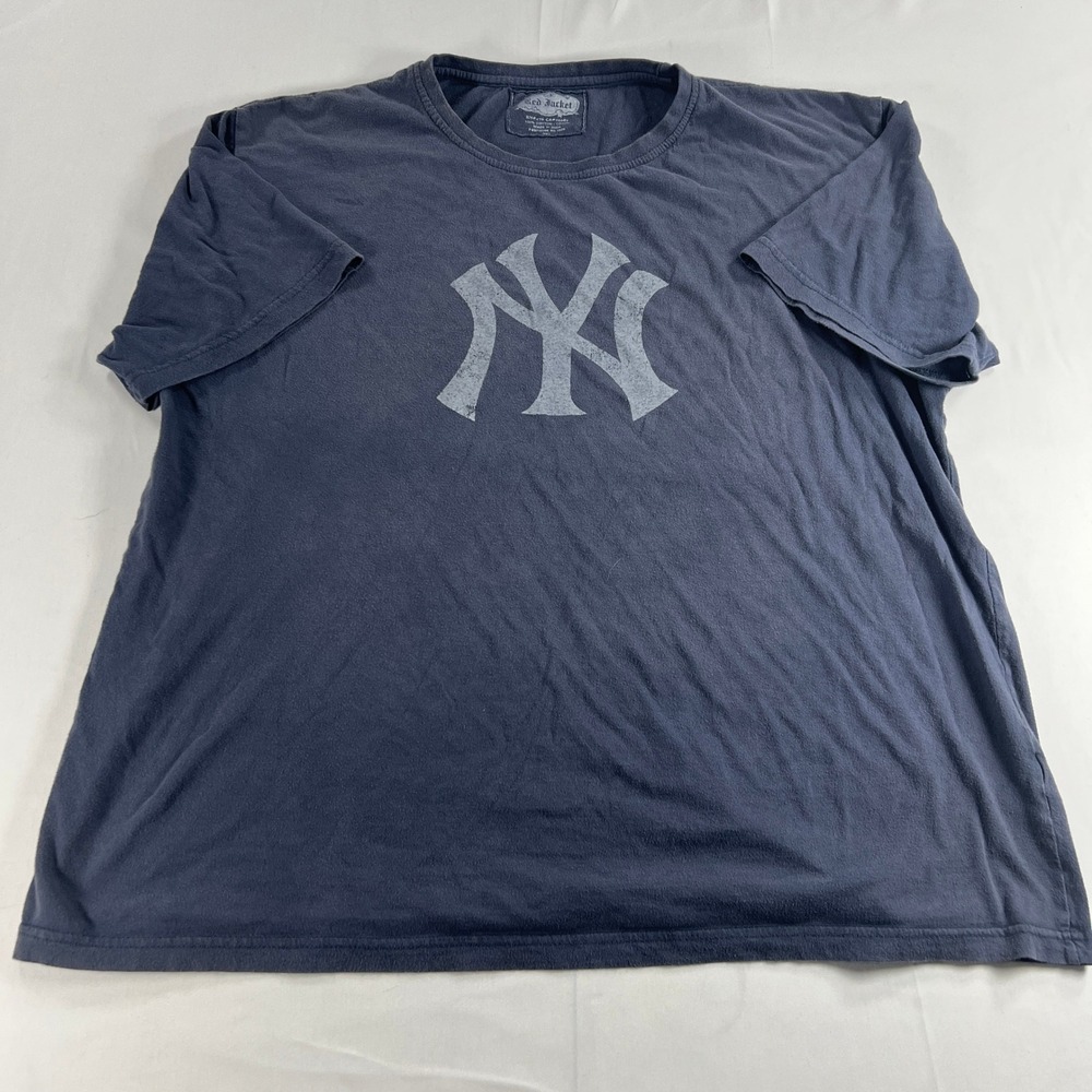 Red Jacket New York Yankees T Shirt Men's 2XL Blue MLB Distressed Logo Cotton